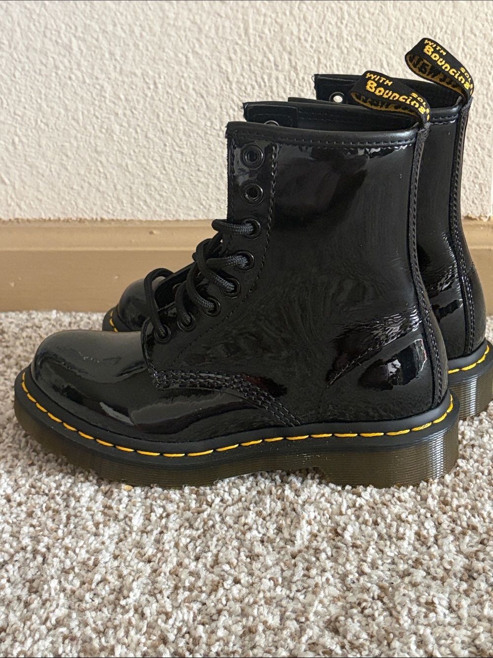Dr. Martens Women's 1460 classic 8-Eye Combat Boot